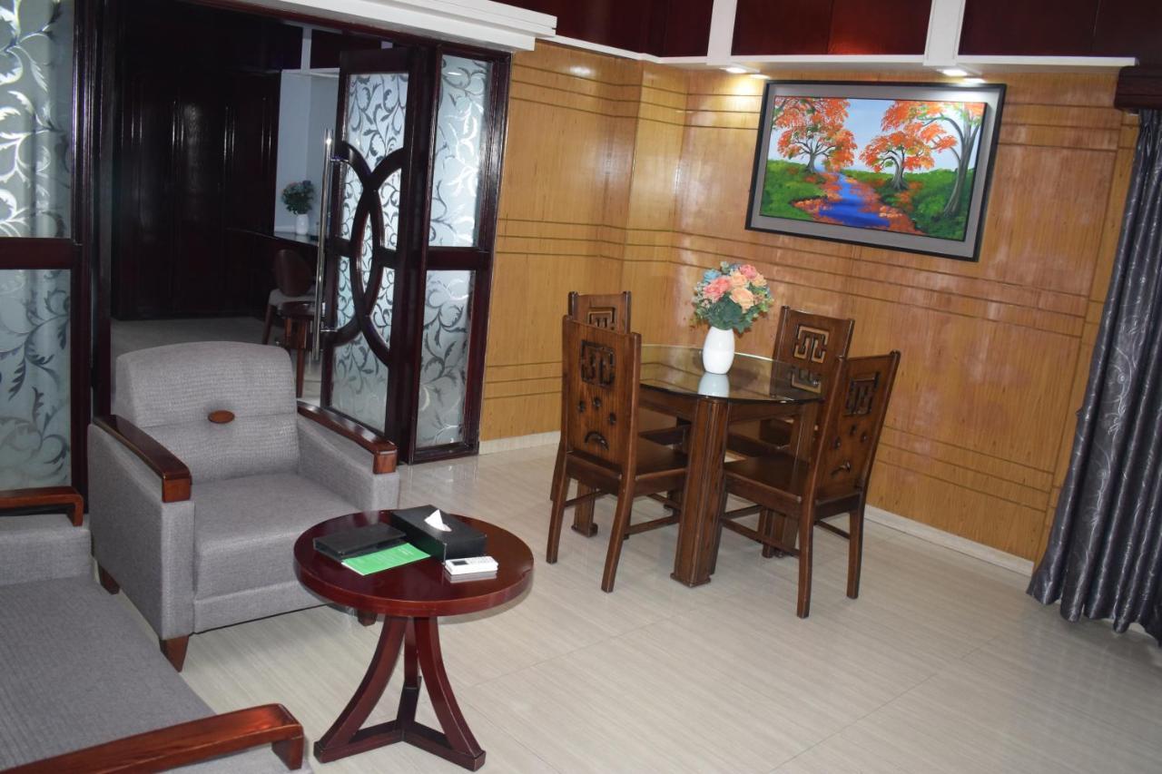 Momo Inn Bogra المظهر الخارجي الصورة