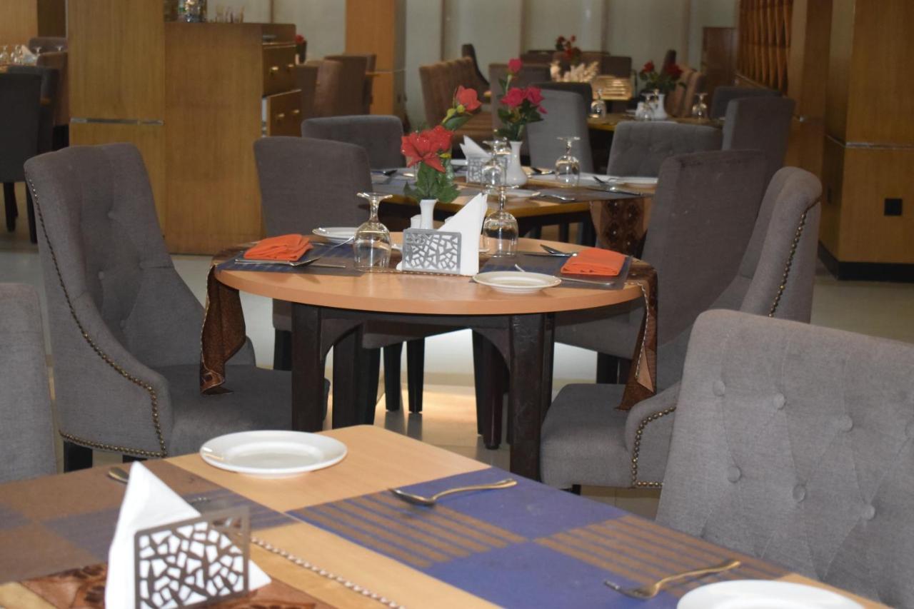 Momo Inn Bogra المظهر الخارجي الصورة